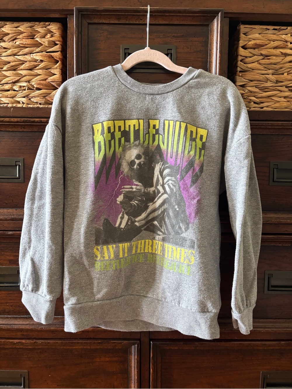 Beetlejuice gray graphic sweatshirt in size M